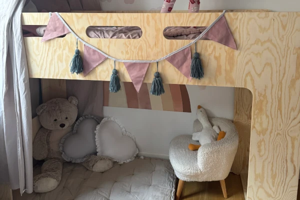 Łóżko piętrowe pojedyncze dla dziecka z antresolą MIMI A Montessori Drewniane